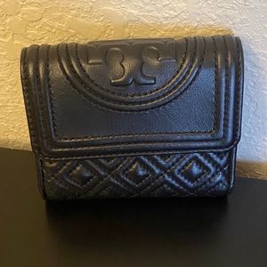 Tory Burch Black Leather Compact Wallet